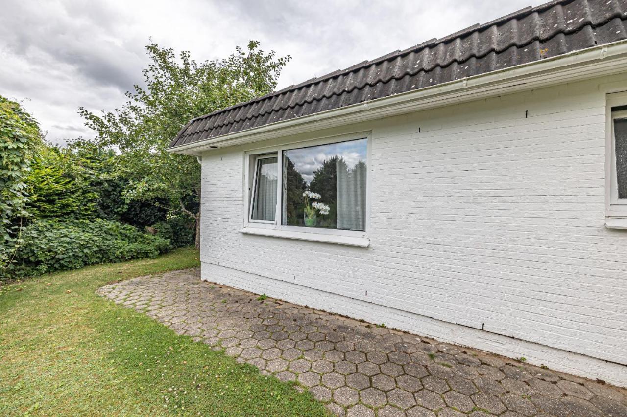 Eindecker - Studioapartment Im Erdgeschoss Mit Gartenmitbenutzung 弗伦斯堡 外观 照片